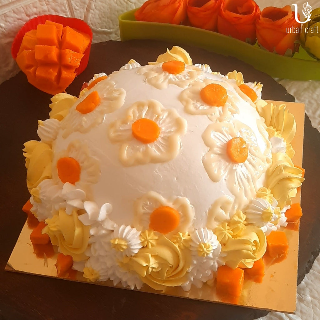 Rich juicy Mango Half Kg cake by cake Square |Send Cakes to Chennai |  Eggless Fruit Cakes - Cake Square Chennai | Cake Shop in Chennai