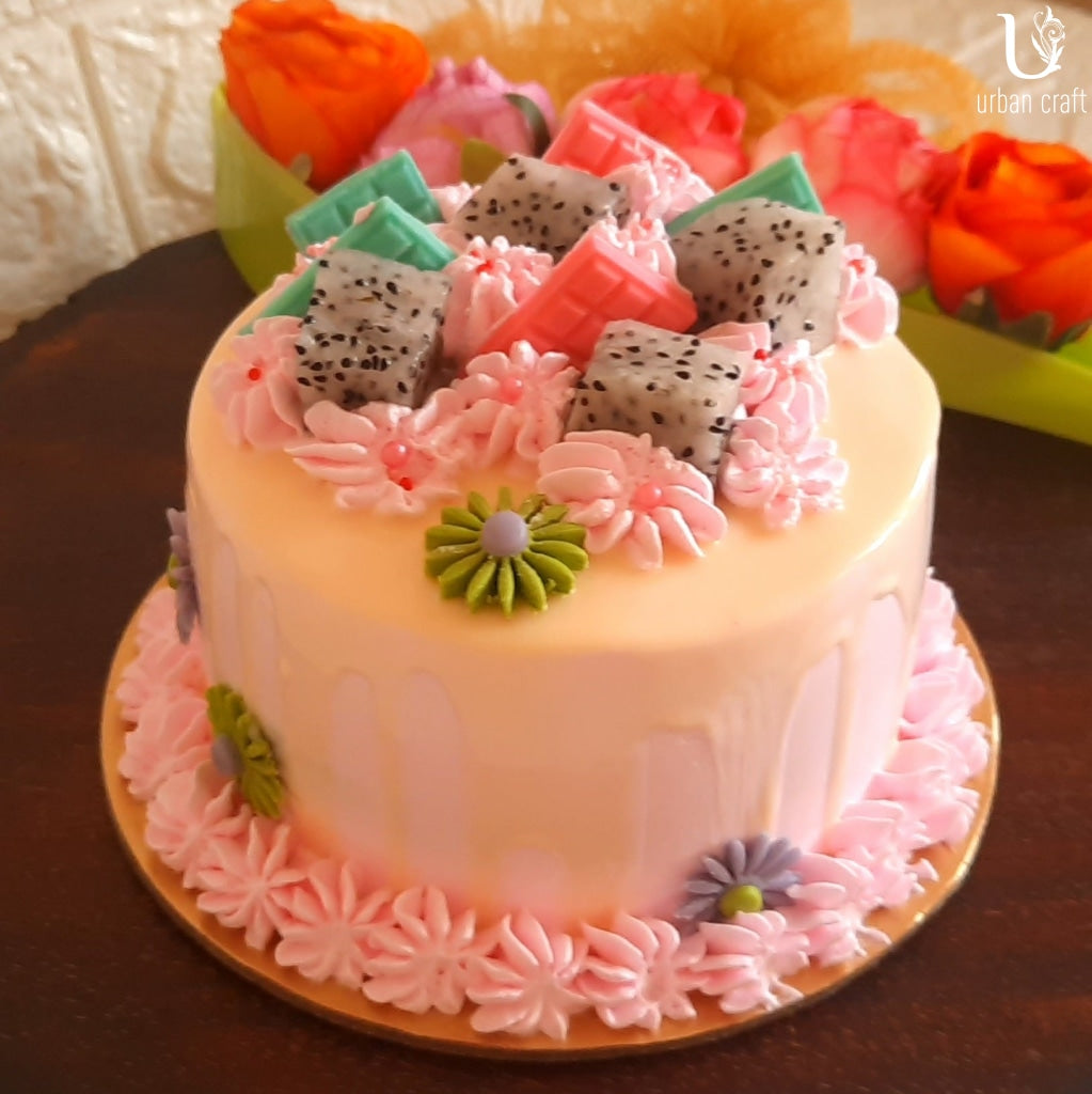 Pinterest | Chocolate cake decoration, Mini valentine cakes, Funny birthday  cakes