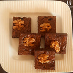 Load image into Gallery viewer, Classic Walnut Brownies Brownie
