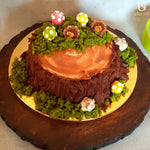 Load image into Gallery viewer, Ferrero Rocher Cake Cakes &amp; Dessert Bars
