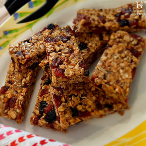 Almond & Cranberry Breakfast Bars - Healthy Variant