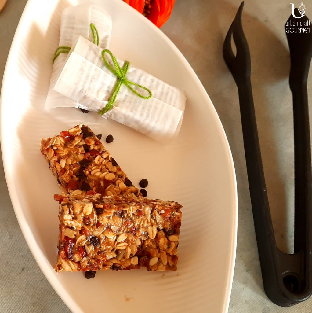 Almond & Cranberry Breakfast Bars - Healthy Variant