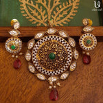 Load image into Gallery viewer, Antique Kundan Set Jewelry Sets
