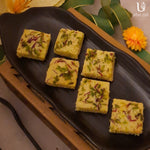 Load image into Gallery viewer, Pistachio Blondies Bakery Assortments
