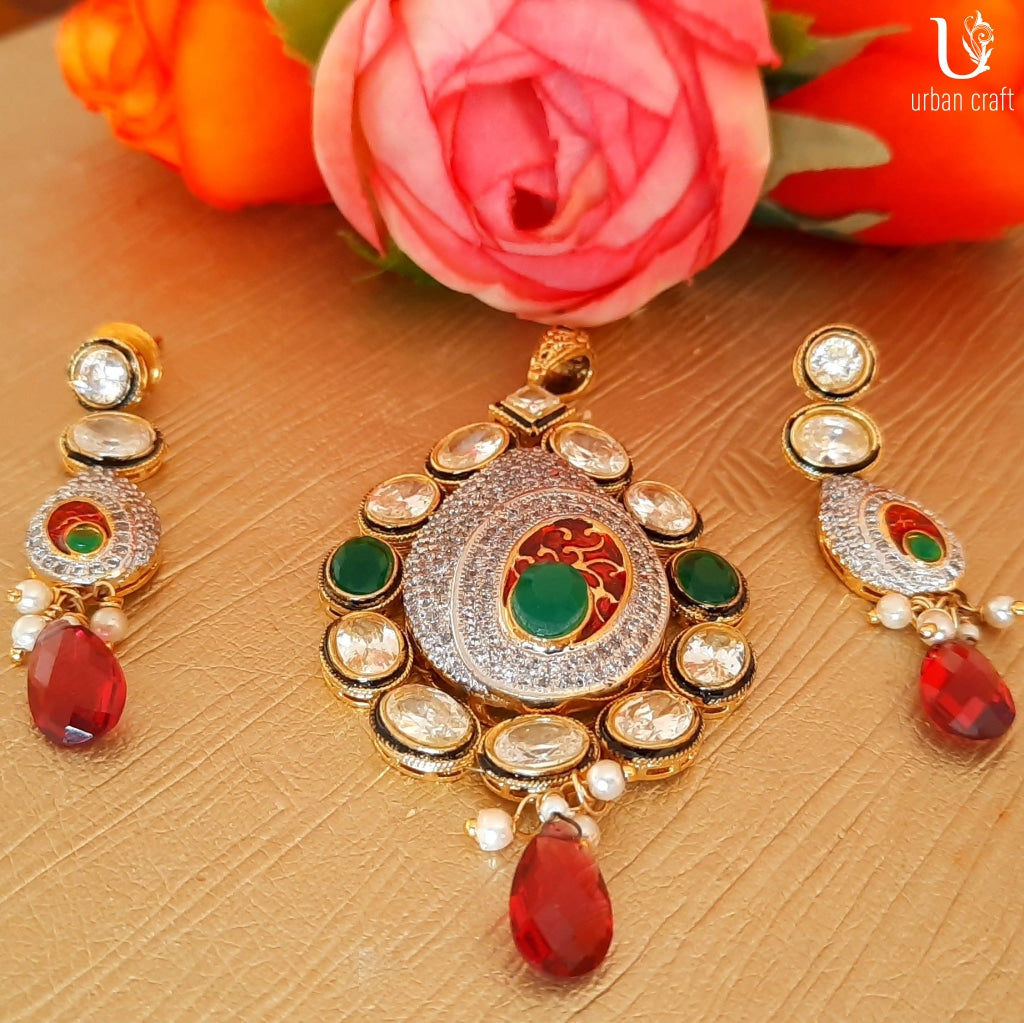 Red-Green Kundan Set Jewelry