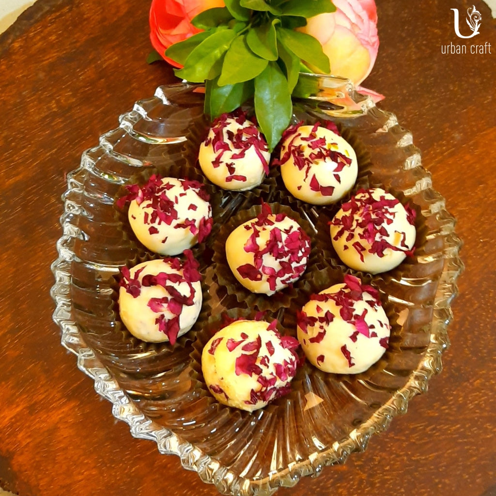 Rose Petals Truffles 6Pcs Candy & Chocolate